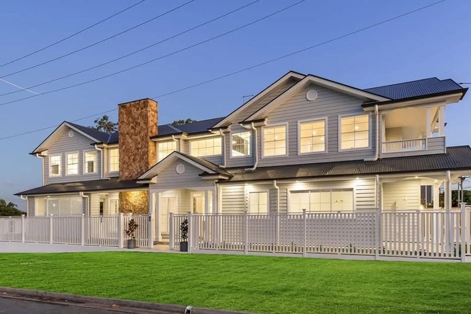 New custom home built by Flascon on a Brisbane knockdown rebuild site in Camp Hill