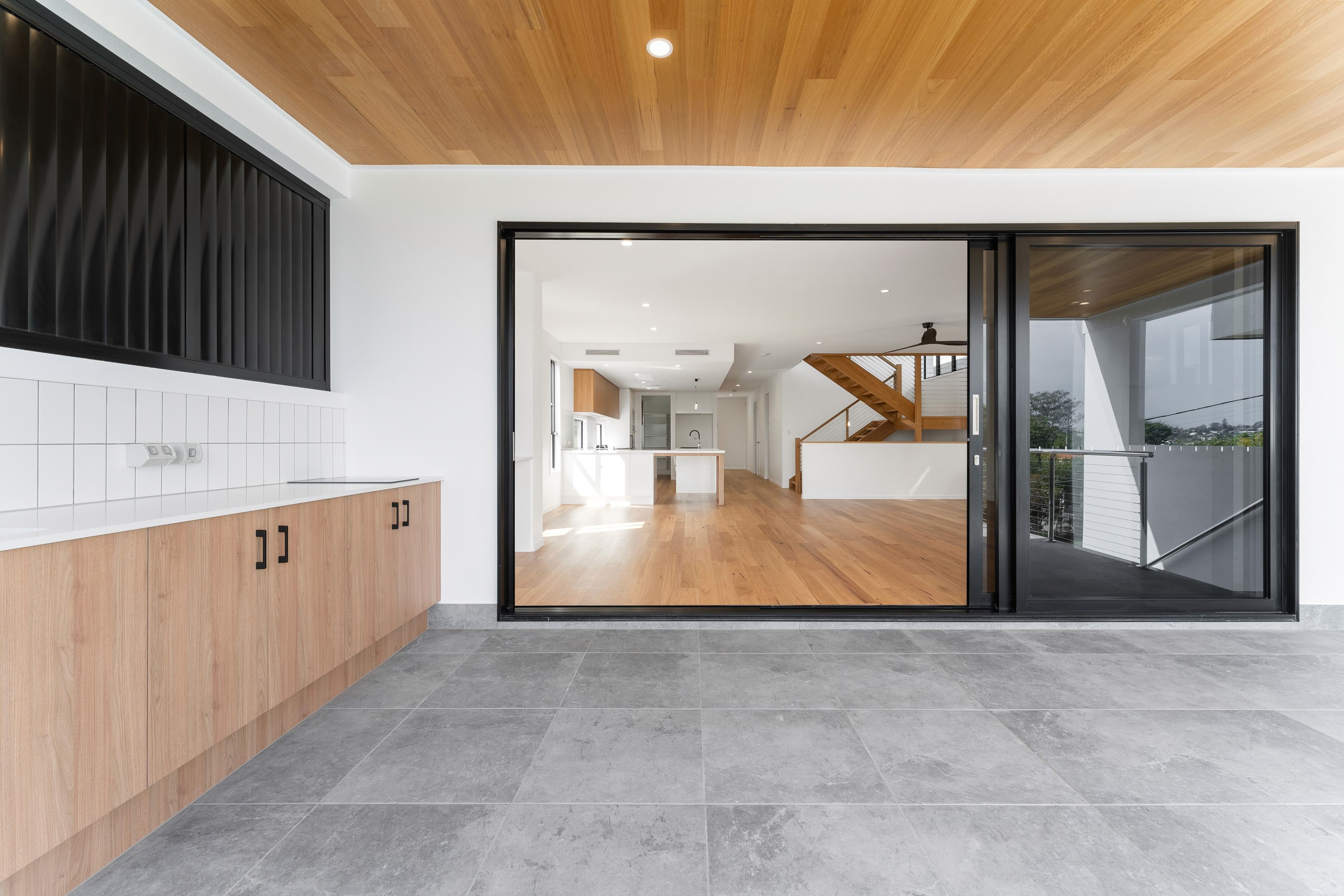Contemporary house design in Brisbane featuring seamless indoor-outdoor living.