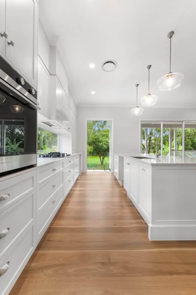 Coorparoo - Kitchen with Shaker Joinery